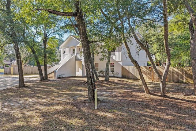 3111 Holley Point Road, Navarre, FL 32566