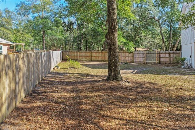 3111 Holley Point Road, Navarre, FL 32566