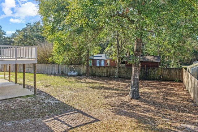 3111 Holley Point Road, Navarre, FL 32566