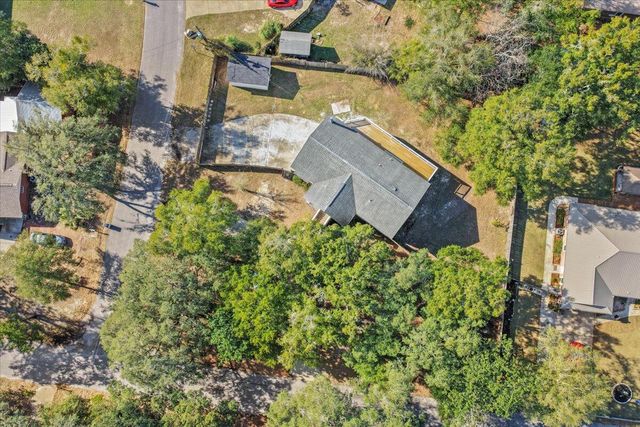 3111 Holley Point Road, Navarre, FL 32566