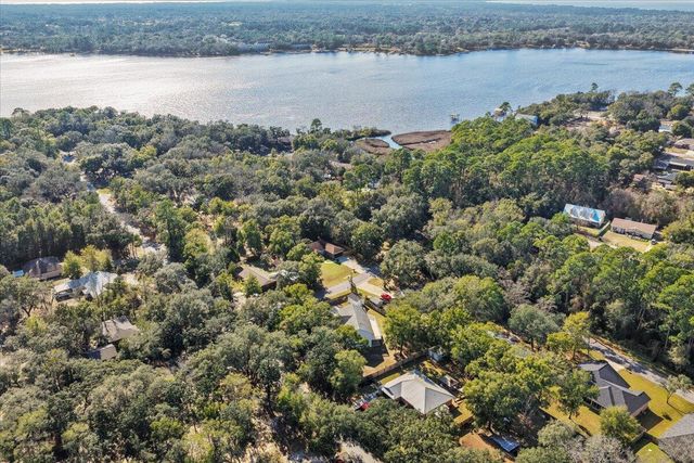 3111 Holley Point Road, Navarre, FL 32566