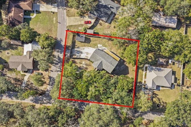 3111 Holley Point Road, Navarre, FL 32566