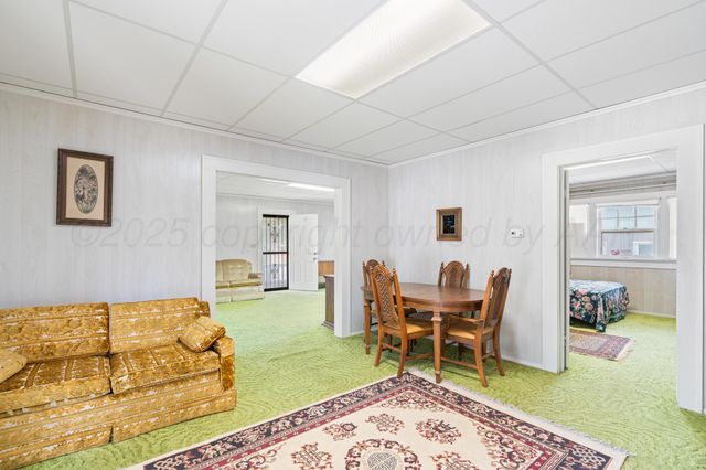 302 S 6th Street, Clarendon, TX 79226