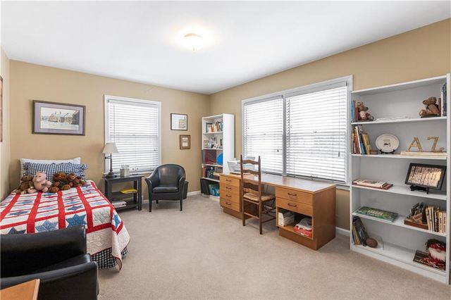 3913 W 57th Terrace, Fairway, KS 66205