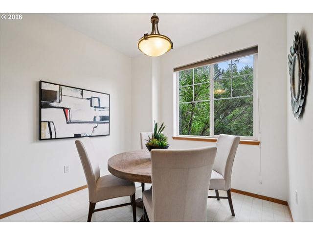 775 Sw DILLAN Dr, Beaverton, OR 97006