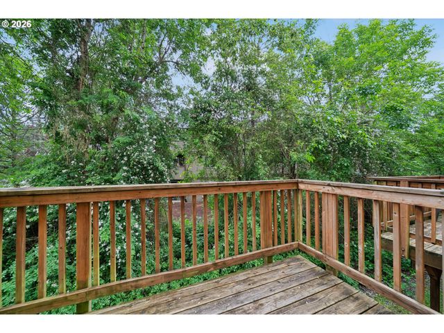 775 Sw DILLAN Dr, Beaverton, OR 97006