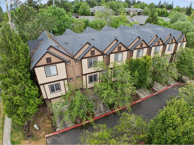 775 Sw DILLAN Dr, Beaverton, OR 97006