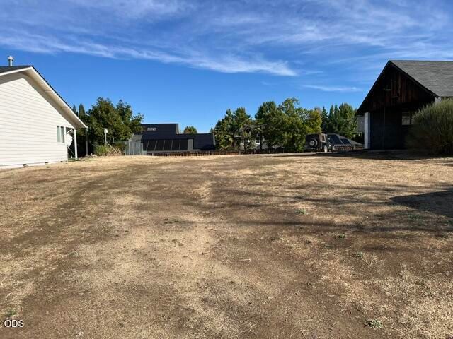 3435 Calle Vista Drive, Medford, OR 97504
