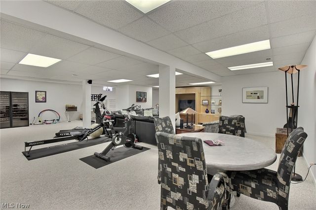 441 W Glengary Circle, Highland Heights, OH 44143