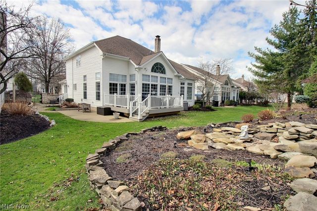 441 W Glengary Circle, Highland Heights, OH 44143