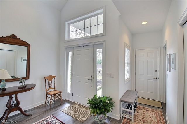 441 W Glengary Circle, Highland Heights, OH 44143