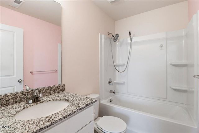 3494 Danfield Drive, Kinston, NC 28504