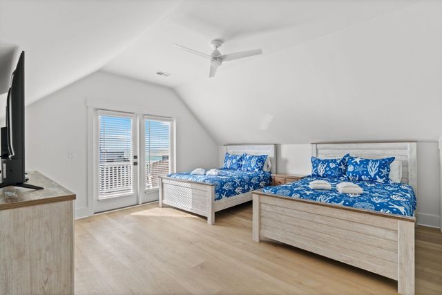 1211 N Waccamaw Dr., Murrells Inlet, SC 29576