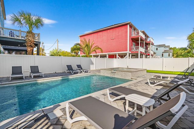 1211 N Waccamaw Dr., Murrells Inlet, SC 29576