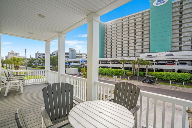 1211 N Waccamaw Dr., Murrells Inlet, SC 29576