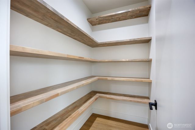 501 S Sand Dune Road, Moses Lake, WA 98837