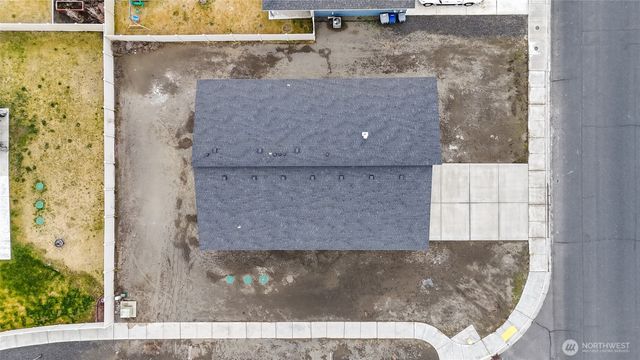 501 S Sand Dune Road, Moses Lake, WA 98837