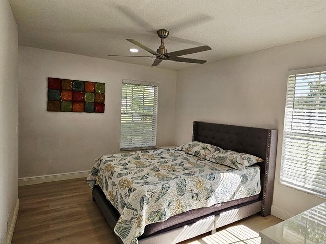 835 Salem Lane, Greenacres, FL 33467