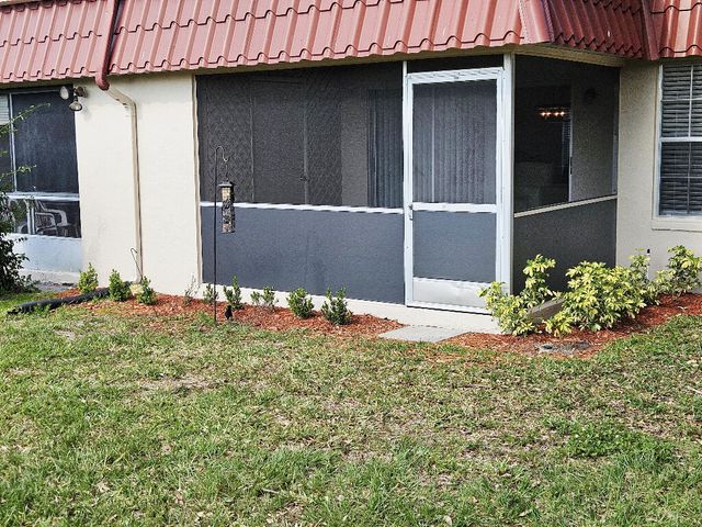 835 Salem Lane, Greenacres, FL 33467