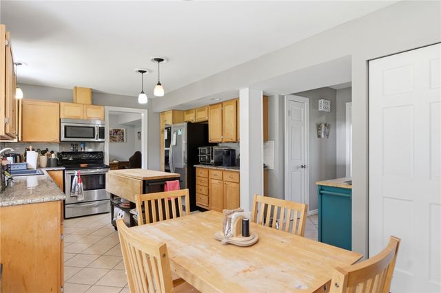 3091 Shakertown Road, Beavercreek, OH 45434