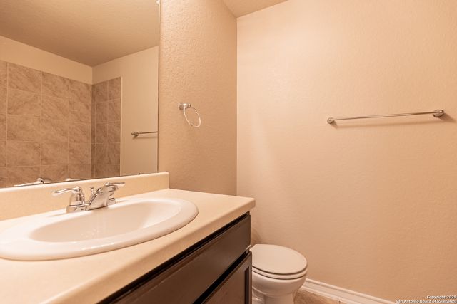 15458 BOBWHITE QUAIL, San Antonio, TX 78253