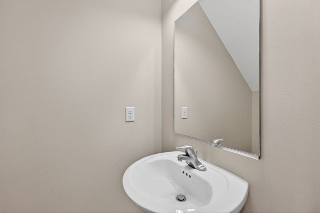 2003 Pinecrest Dr, Nashville, TN 37211