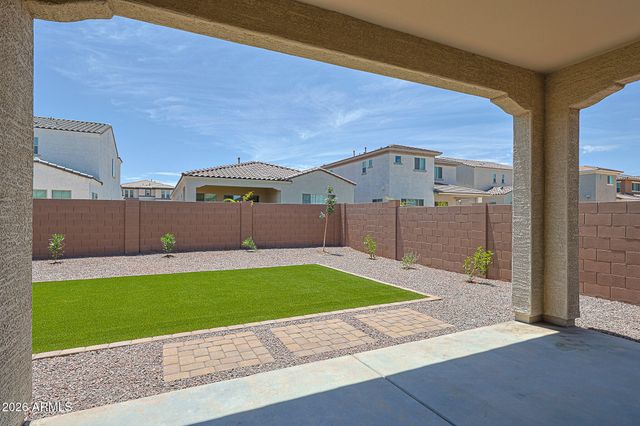 7675 W BRONCO Trail, Peoria, AZ 85383