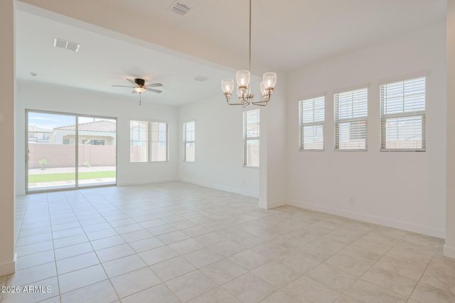 7675 W BRONCO Trail, Peoria, AZ 85383