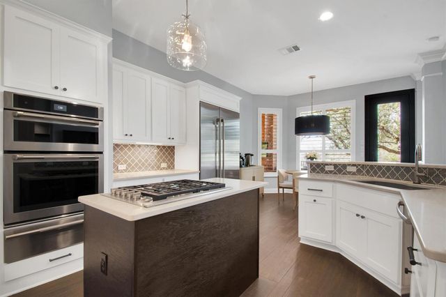 2306 Aldworth DR, Cedar Park, TX 78613