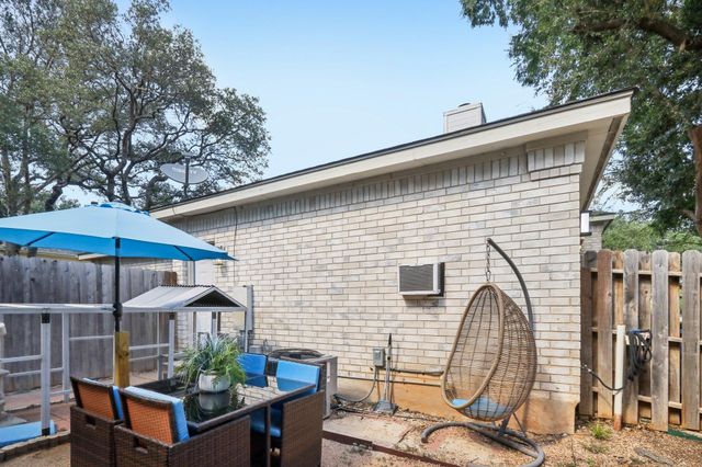201 Sailmaster ST, Lakeway, TX 78734