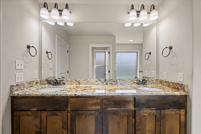 3210 Mccoy Lane, Granbury, TX 76049