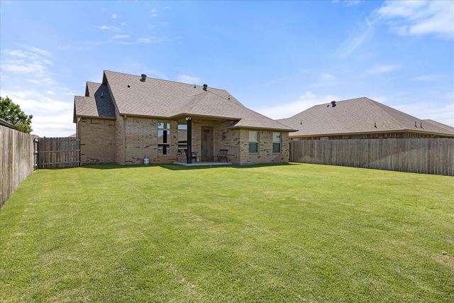 3210 Mccoy Lane, Granbury, TX 76049