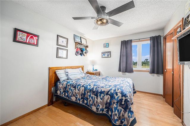 8206 E 235th Street, Peculiar, MO 64078