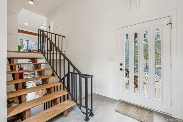 4 Mountain Brook Road, Cornwall, NY 12518