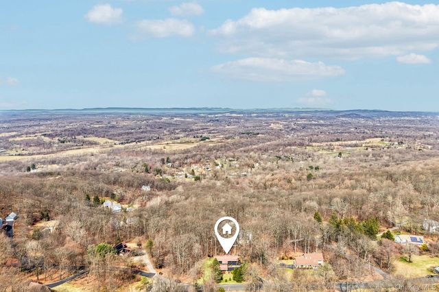 4 Mountain Brook Road, Cornwall, NY 12518