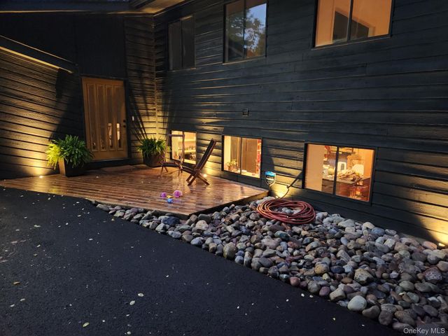 4 Mountain Brook Road, Cornwall, NY 12518