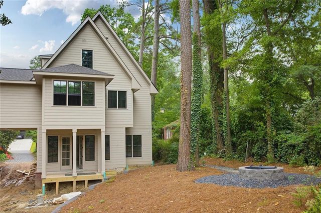 652 Timm Valley Road, Atlanta, GA 30305