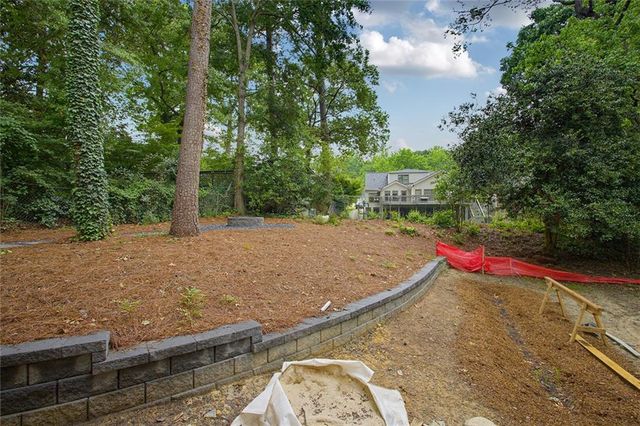 652 Timm Valley Road, Atlanta, GA 30305