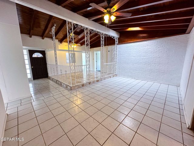 183 Ben Swain Drive, El Paso, TX 79915