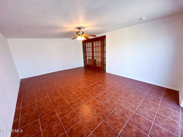 183 Ben Swain Drive, El Paso, TX 79915