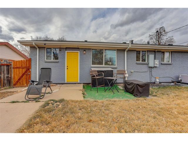 3222 Blackhawk Circle, Aurora, CO 80011