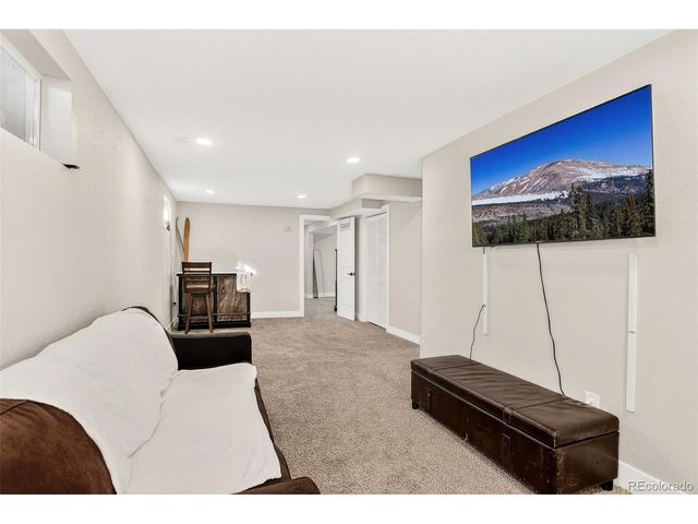 3222 Blackhawk Circle, Aurora, CO 80011