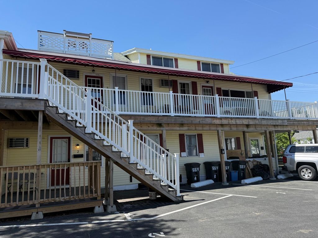 15 Bay Avenue 4, Old Orchard Beach, ME 04064 — exterior