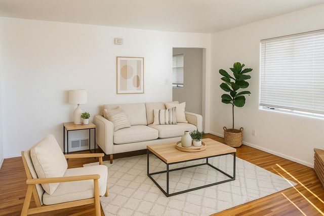 1033 Louisiana Boulevard SE, Albuquerque, NM 87108