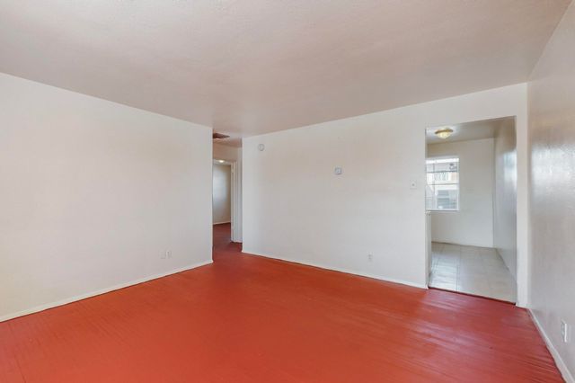 1033 Louisiana Boulevard SE, Albuquerque, NM 87108