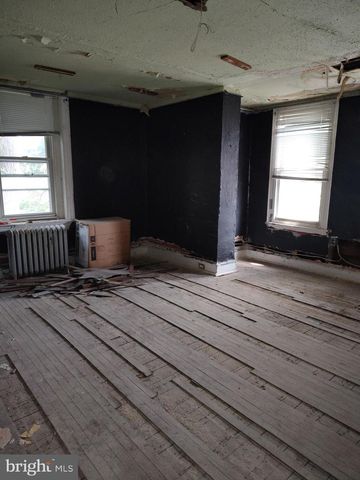 230 N 53RD ST, Philadelphia, PA 19139