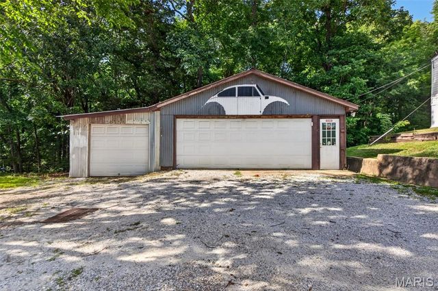 1203 Highway J, Troy, MO 63379