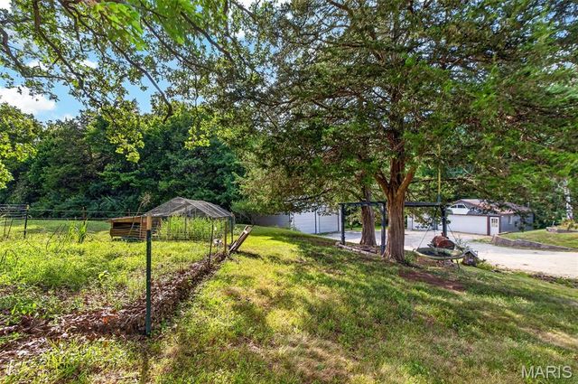1203 Highway J, Troy, MO 63379