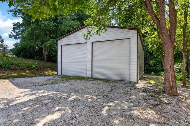 1203 Highway J, Troy, MO 63379
