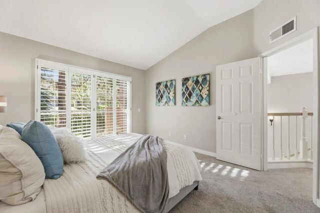 11908 Tivoli Park Row 7, San Diego, CA 92128